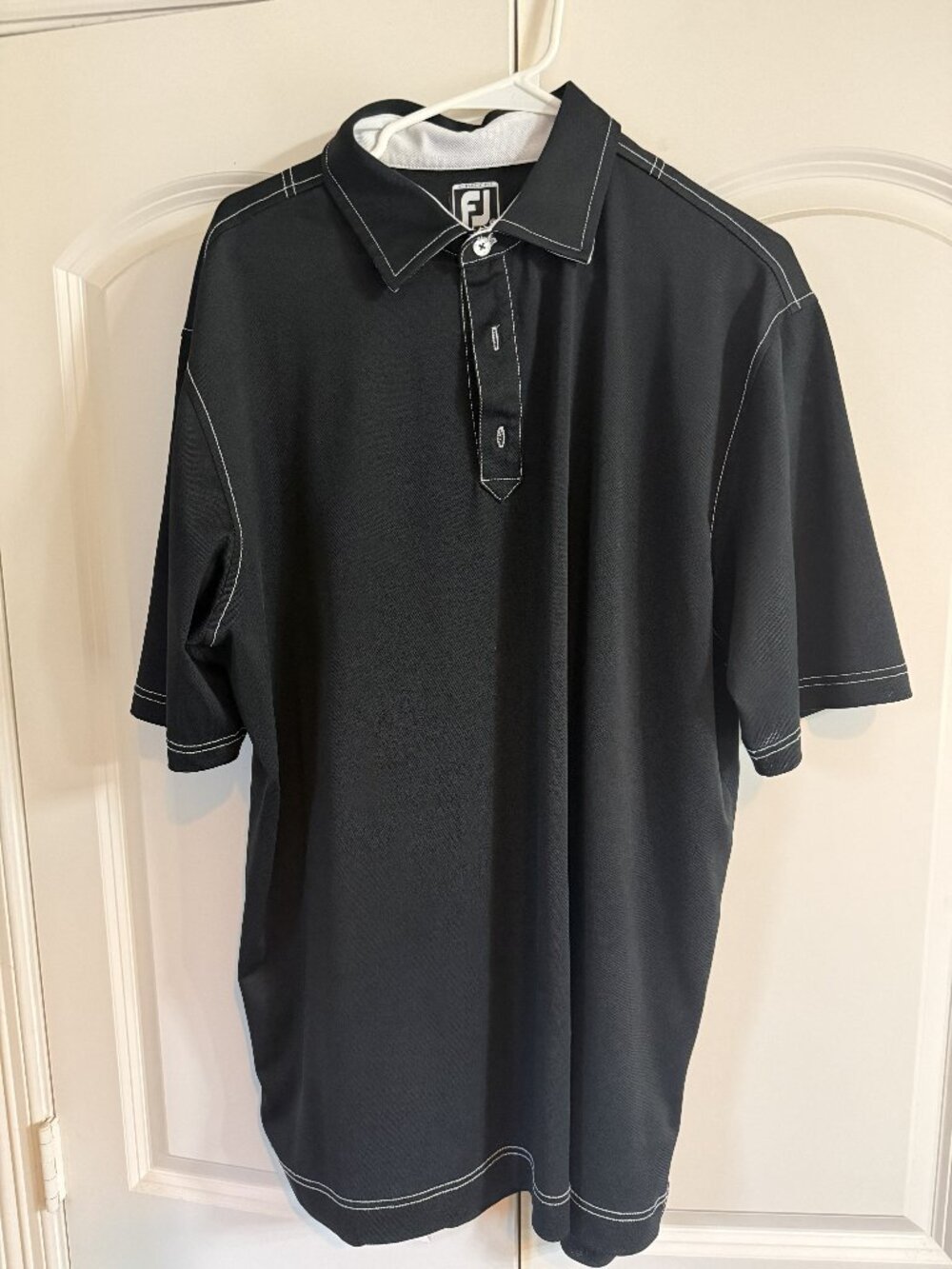 Foot Joy -FJ- black and white shirt